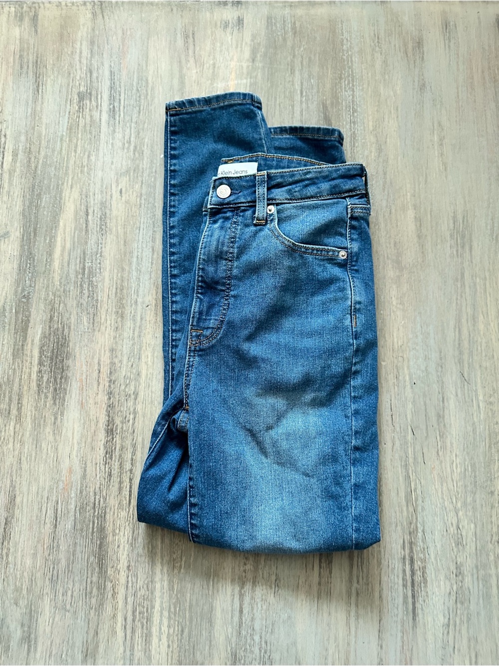 Calvin Klein Jeans Women’s High Rise Skinny Ankle Jeans - Picture 4 of 8